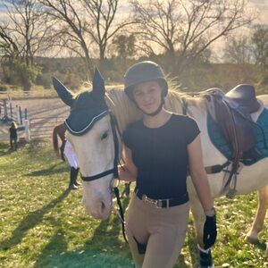 Meet your Posher, Jennifer